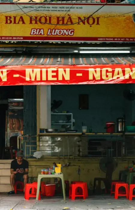 Ako vyberať peniaze vo Vietname