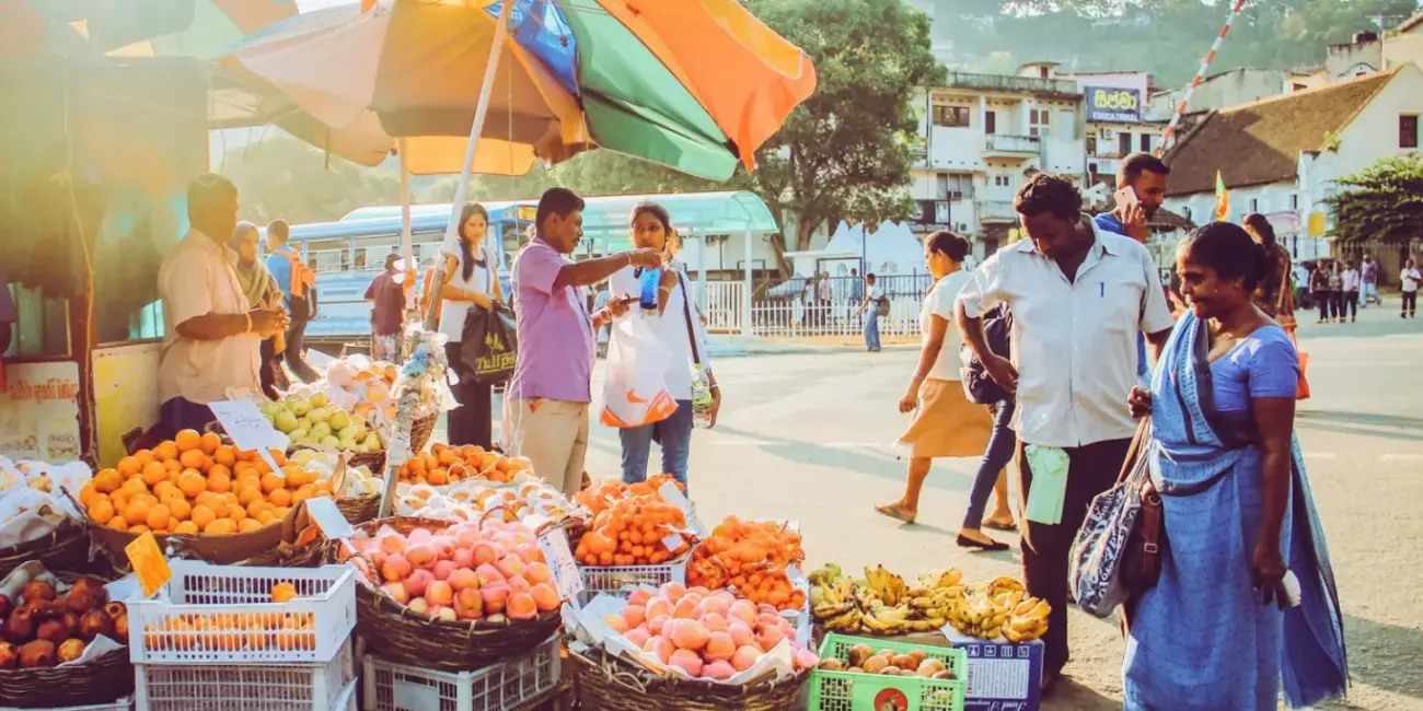 Ako vyberať peniaze na Sri Lanke bez zbytočných poplatkov