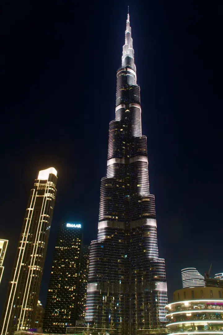 Burj khalifa skyscraper illuminated at night