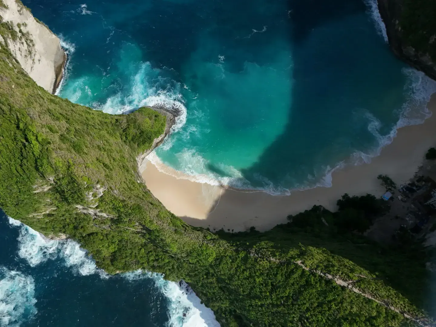 A stunning aerial view of a beautiful beach.