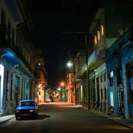 Nočný život na Kube vás pohltí.
