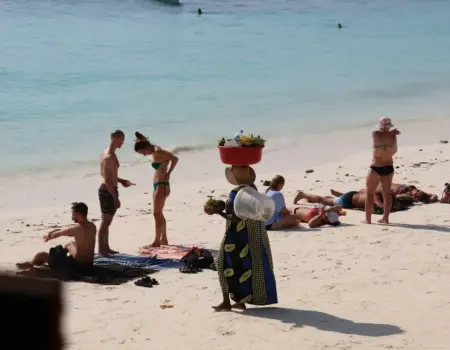 Turistické podvody na Zanzibare, o ktorých cestovky mlčia, temná stránka raja Turistické podvody na Zanzibare